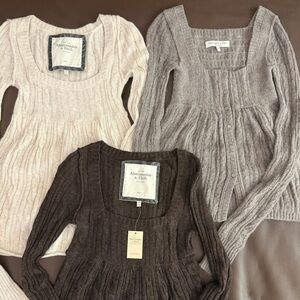 Vintage Y2K Bundle of PERFECT Abercrombie & Fitch Babydoll Sweaters
